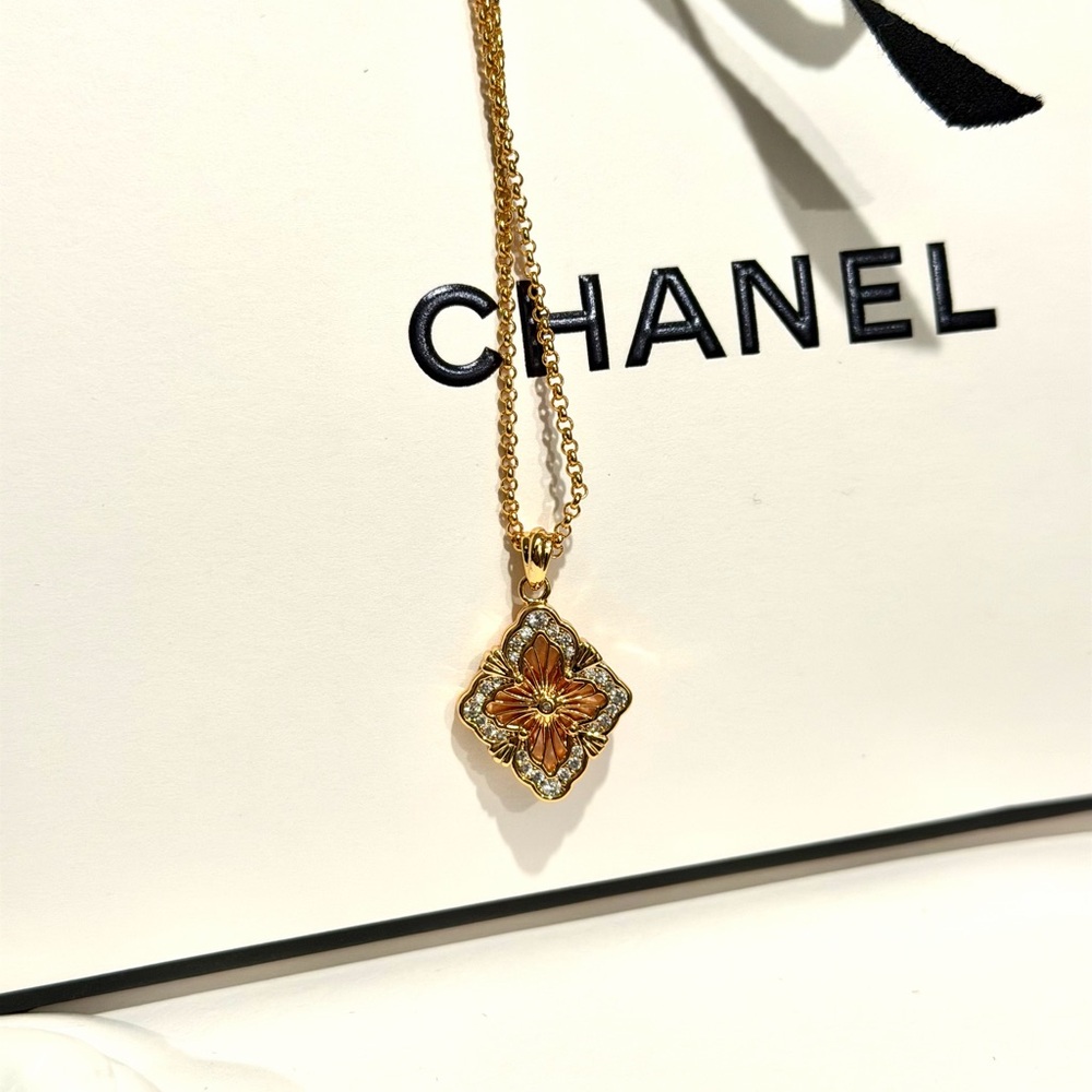 Buccellati Style Opera Necklace in Pink stone - Picture 2 of 5